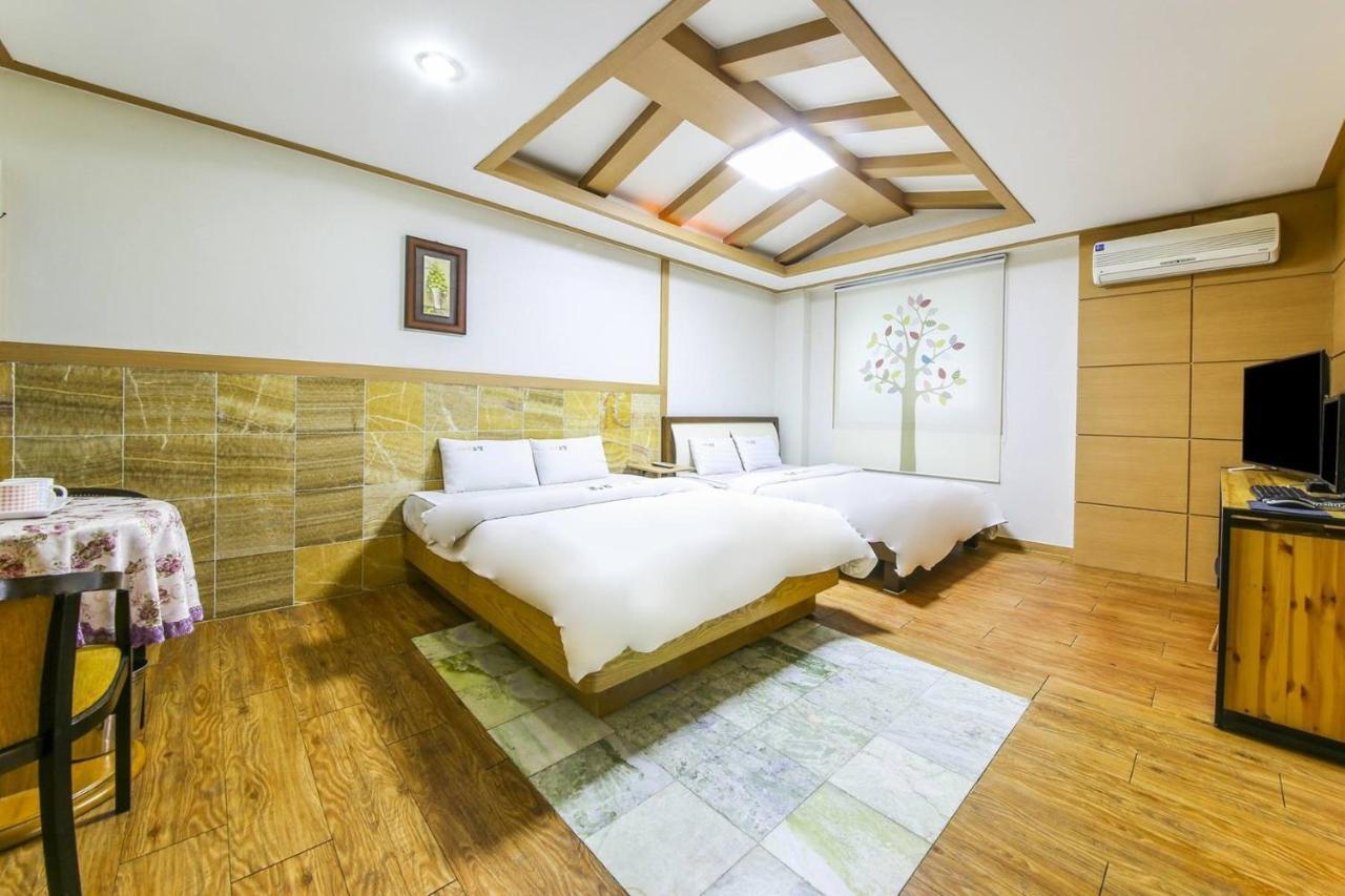 Theme Motel Mokpo Exterior foto